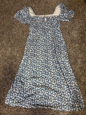 NWOT Medium Blue Floral Puff-Sleeve Casual Midi Dress